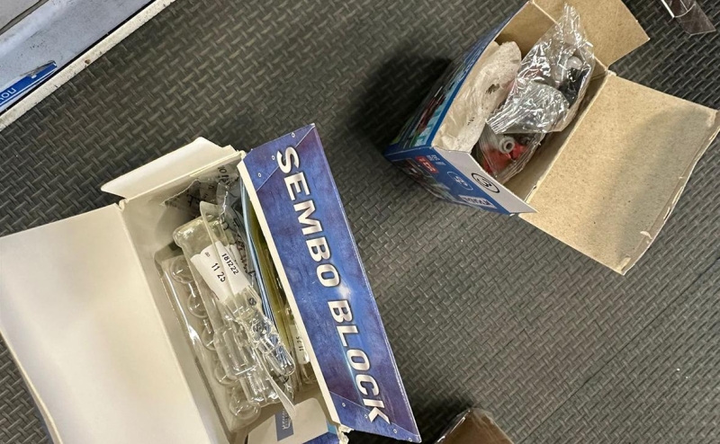 В Пулково отказались принимать чемоданы в пищевой пленке