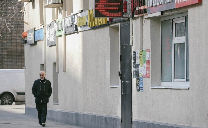 В России смягчили требование об обязательной продаже валютной выручки