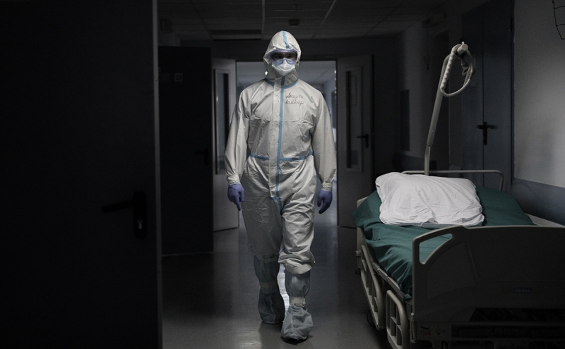 В России выявили минимум смертей от COVID-19 с 1 ноября