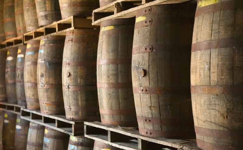 В российских магазинах почти закончились Bacardi и Grey Goose