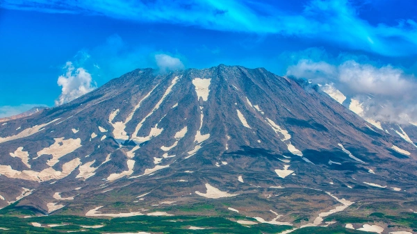 В Ростовской области загорелась подстанция после массированной атаки