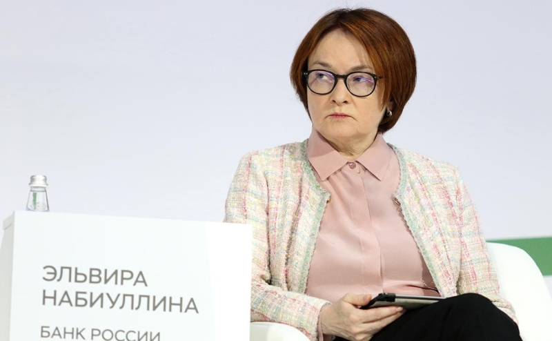 В «Сбере» сообщили о двойном ударе по малому бизнесу из-за высоких