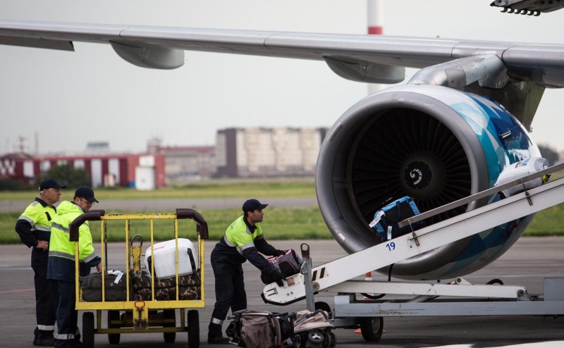 В семи городах Сибири произошли задержки рейсов