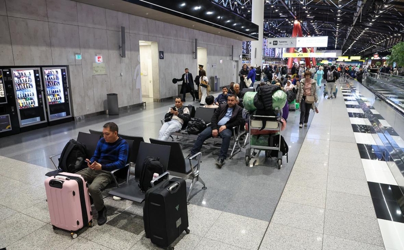 В США на фоне бурана отменили и задержали более 10 тыс. рейсов