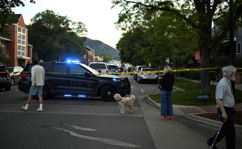 В США неизвестный застрелил депутата и ее мужа