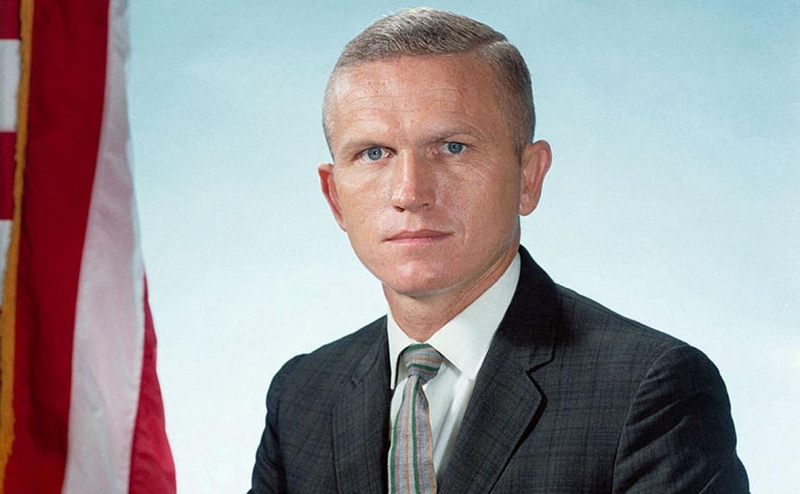 В США разбился самолет с астронавтом &laquo;Аполлона-8&raquo;, облетевшим Луну