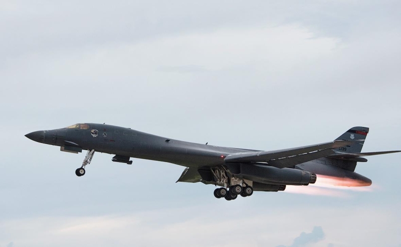 В США разбился стратегический бомбардировщик