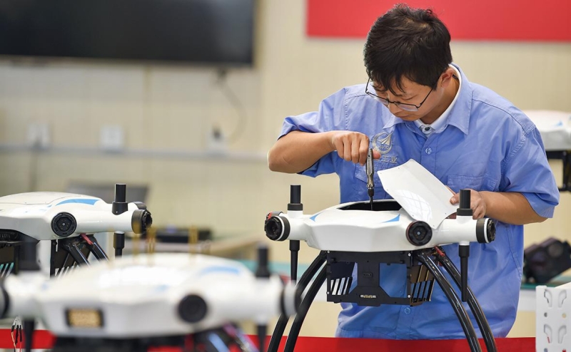 В США задумались о полном запрете дронов из Китая