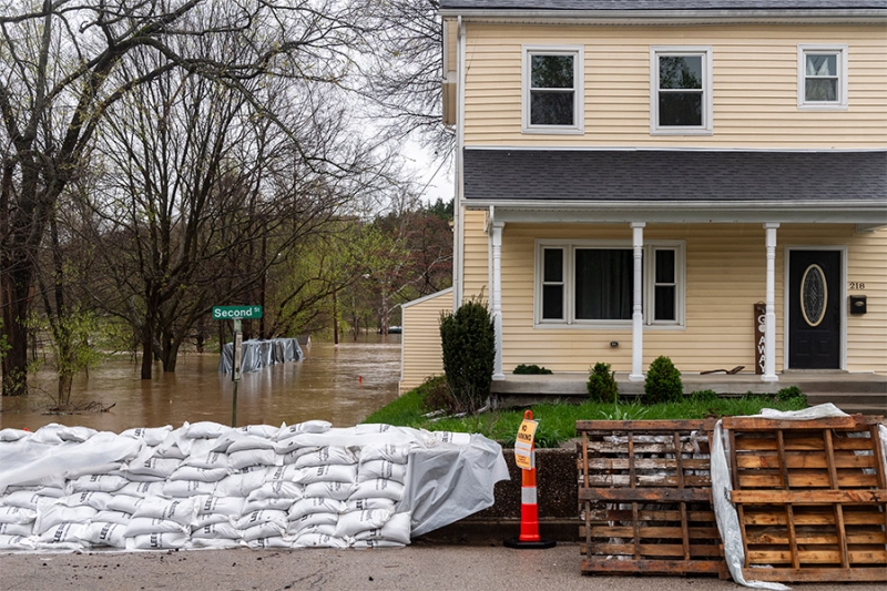 В США жертвами наводнений стали 20 человек. Фоторепортаж