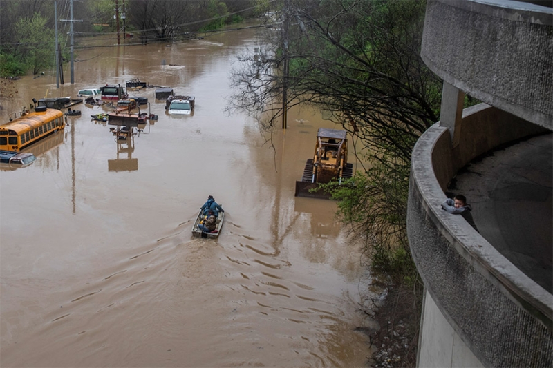 В США жертвами наводнений стали 20 человек. Фоторепортаж