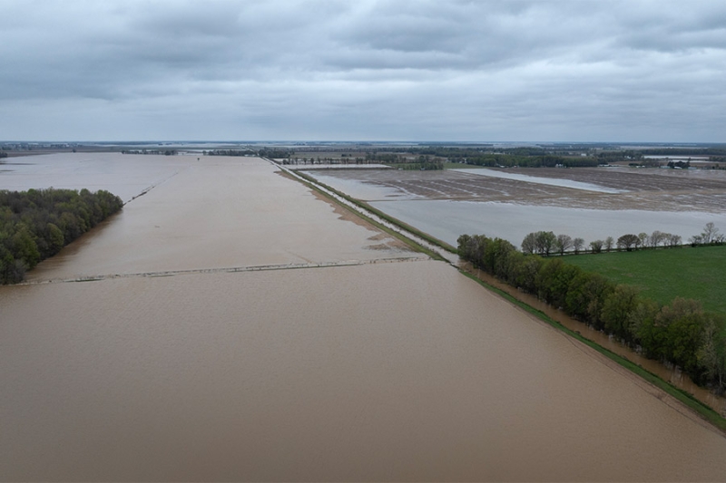 В США жертвами наводнений стали 20 человек. Фоторепортаж