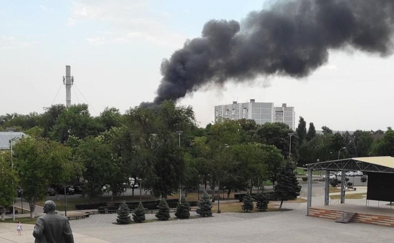 В Ставрополье загорелся склад воинской части