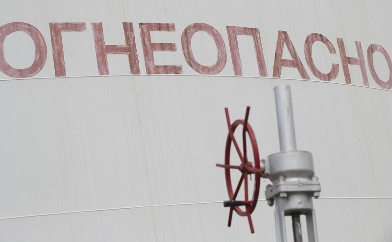 В Татарстане дроны атаковали резервуарный парк