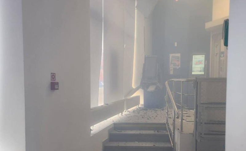 В ТЦ на северо-востоке Москвы взорвался банкомат