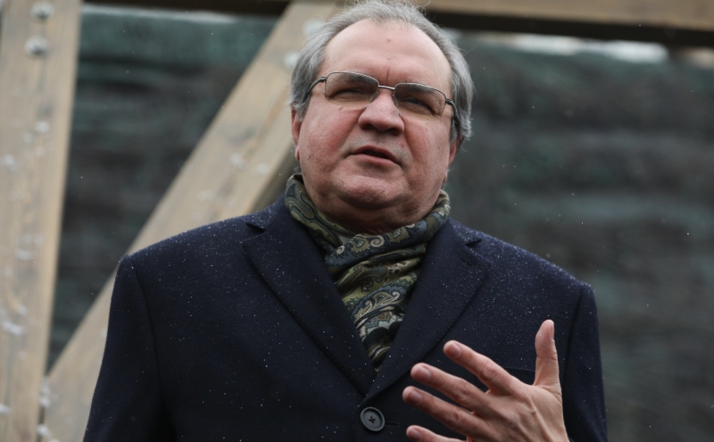 В Тюменской области мигрантам запретили работать в такси