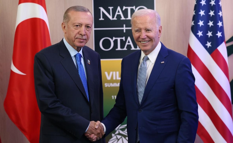 В Турции заявили о поддержке расширения НАТО ради глобальной