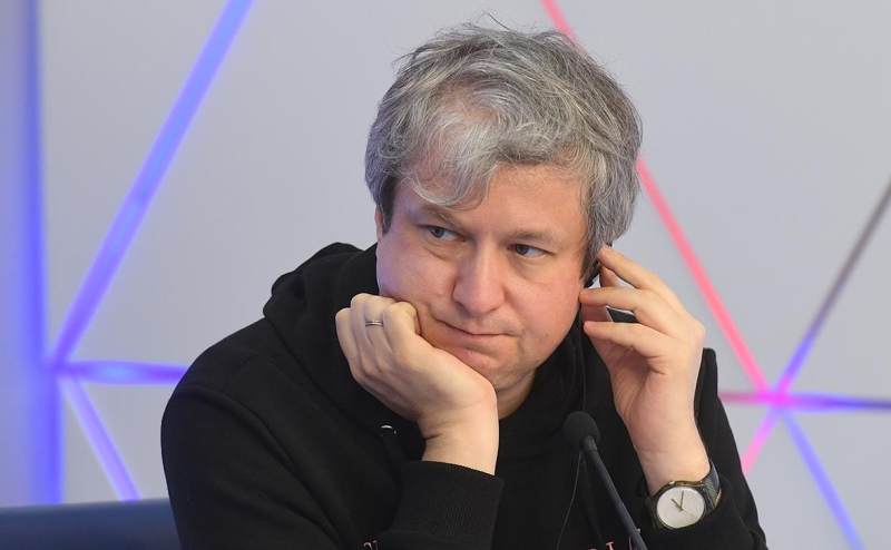 В Вильнюсе дважды отменили лекцию кинокритика Антона Долина