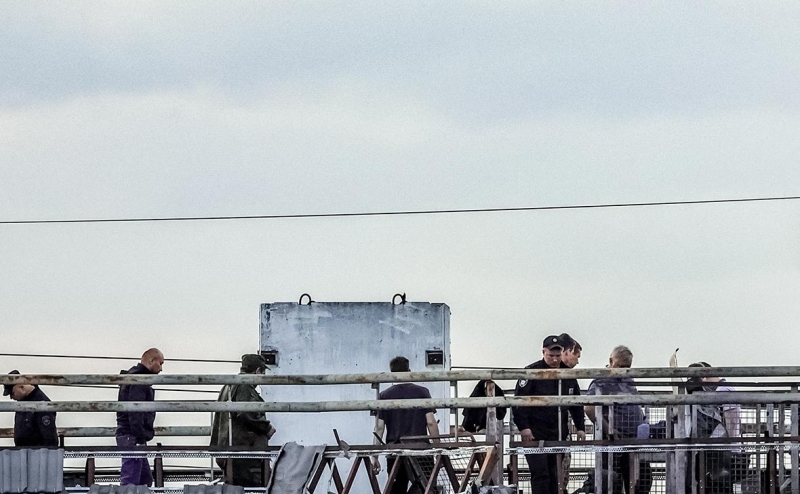 В Волгограде произошли утечка и пожар на НПЗ из-за дронов