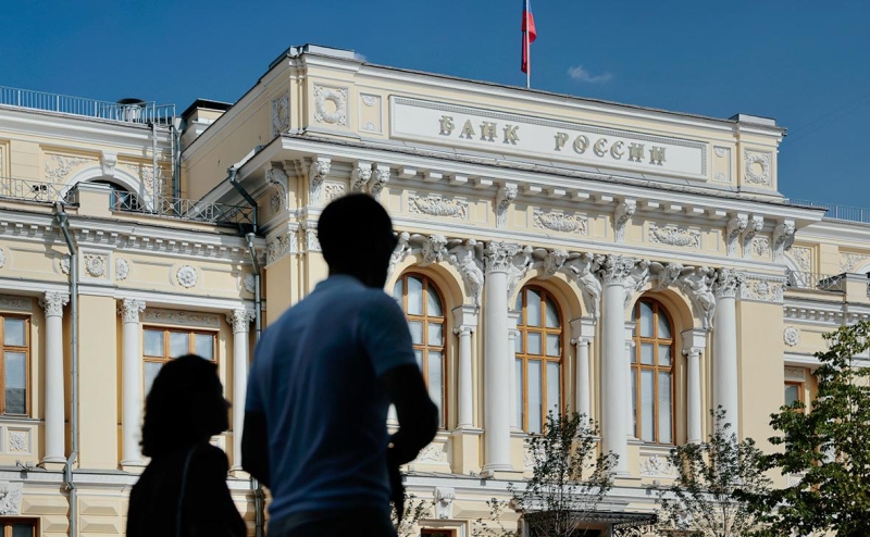 В ВТБ описали сценарий с ростом ключевой ставки до 23%