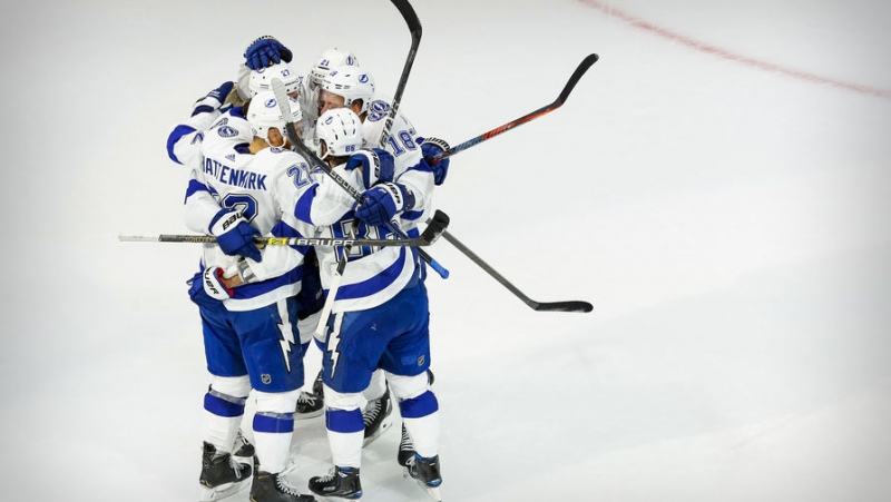 Василевский помог «Тампе» одержать сухую победу над «Каролиной» Свечникова