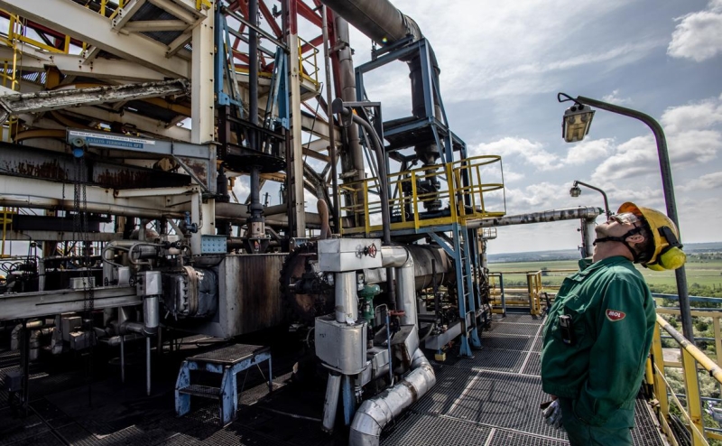 Венгрия призвала Зеленского прекратить угрозы после его слов о