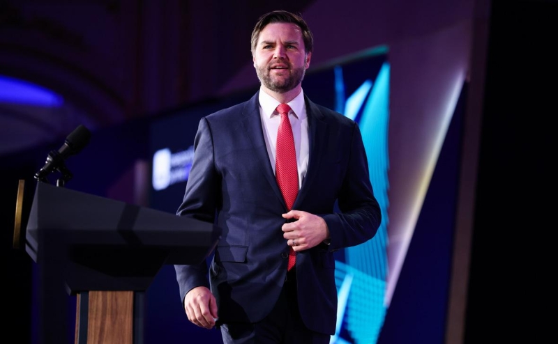 Вэнс назвал абсурдом слова Зеленского, что США тепло относятся к