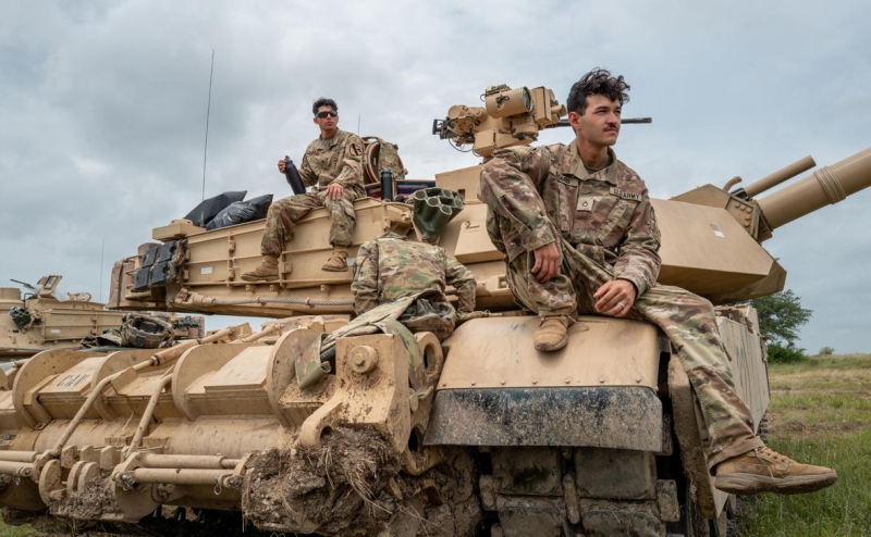 Вэнс объяснил отсутствие новых американских пошлин против Китая