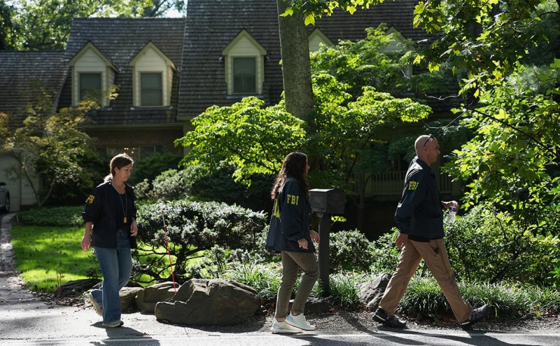 Вэнс отверг подозрения, что обыски у Болтона прошли из-за критики