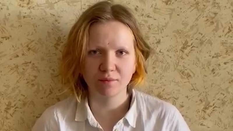 Видео допроса подозреваемой в убийстве Владлена Татарского