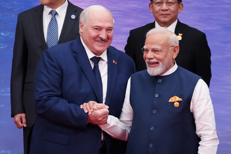 Визит Путина на саммит ШОС в Китае. Фоторепортаж