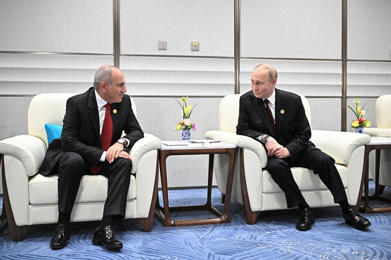 Визит Путина на саммит ШОС в Китае. Фоторепортаж