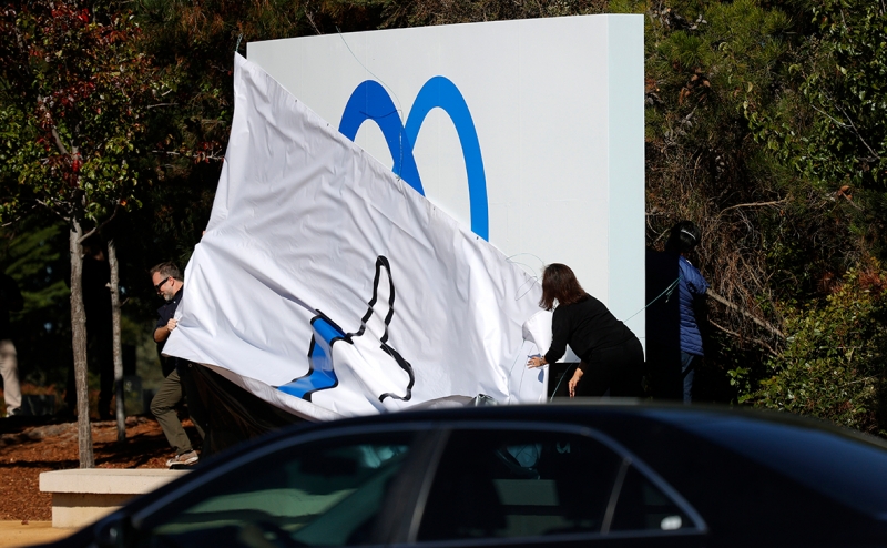 Владелец Facebook впервые показал в России прототип метавселенной