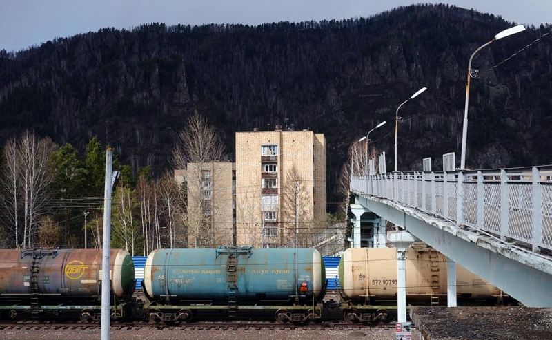 Власти изучат льготы для НПЗ за выпуск дополнительных объемов топлива
