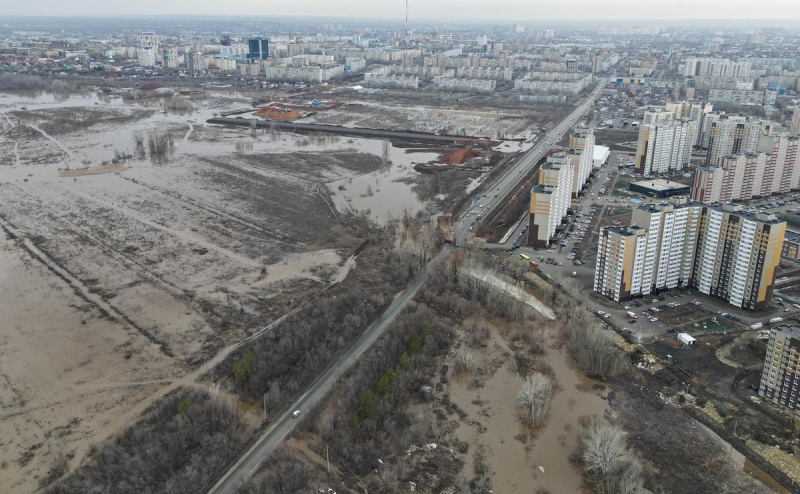 Власти назвали число затопленных домовладений в Оренбурге