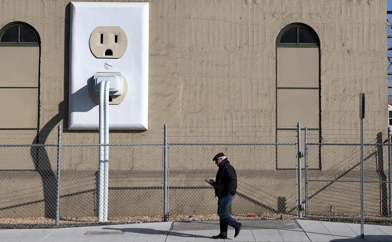 Власти обсудили снятие с &laquo;Россетей&raquo; сбытовой нагрузки на Кавказе