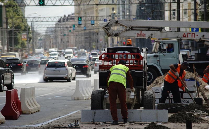 Власти определились с поддержкой дорожных строителей
