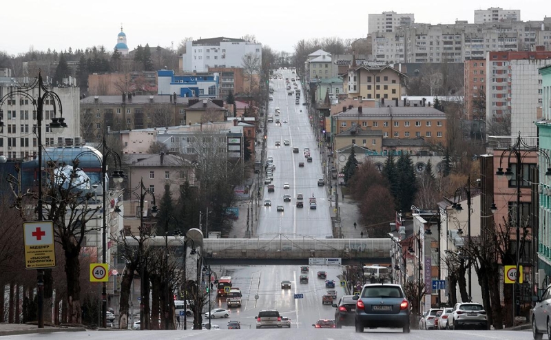 Власти опровергли «происшествия в небе и на земле» в Курске
