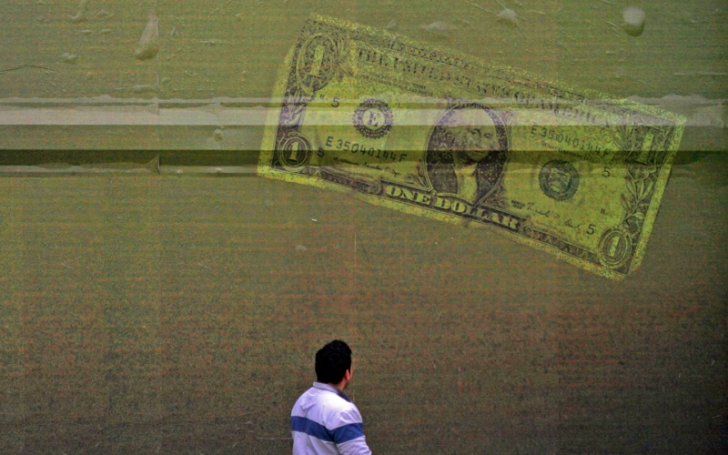 Власти США добились права взыскать более $200 тыс. со Стивена Сигала