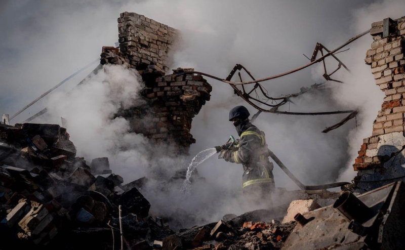 Власти Украины заявили о самой масштабной атаке на объекты энергетики