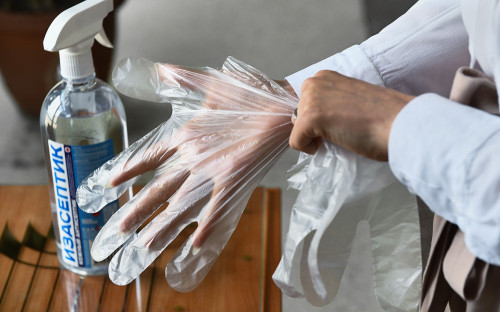 Власти заявили о росте на 140% числа контролеров масок в метро Москвы