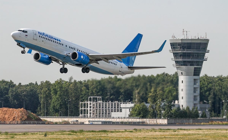 Внуково в 2023 году потеряет 3 млн пассажиров «Победы»