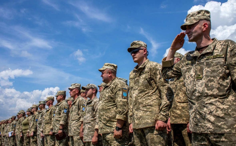 Во Франции сообщили о «десятках» дезертиров среди обучаемых военных