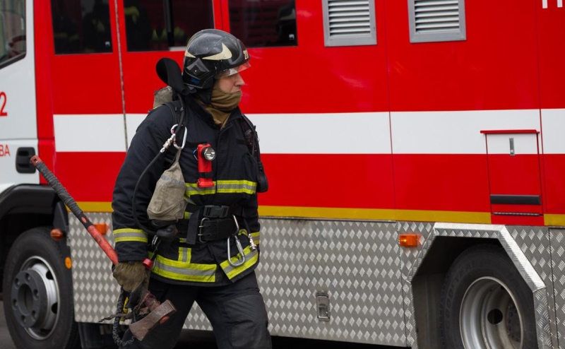 Во Владивостоке эвакуировали ТЦ из-за утечки неизвестного газа