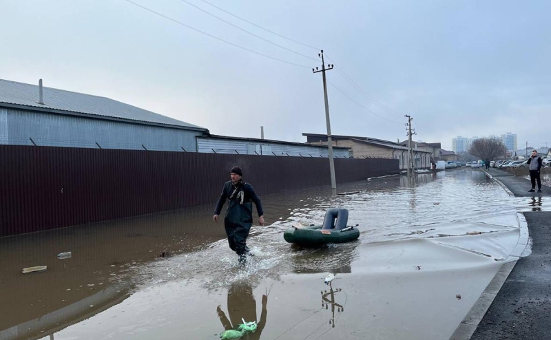 Вода в Оренбурге превысила &laquo;все самые опасные отметки&raquo;