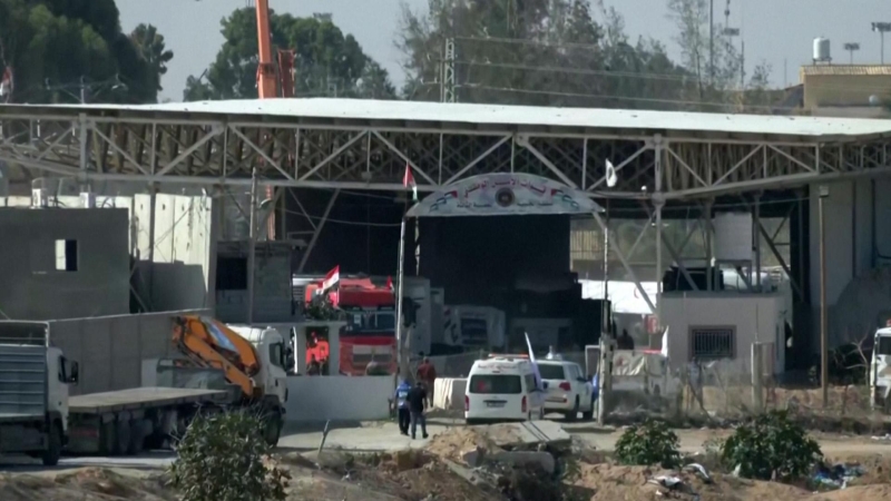 Воду и бензин не дали: как в сектор Газа привезли первую помощь. Видео