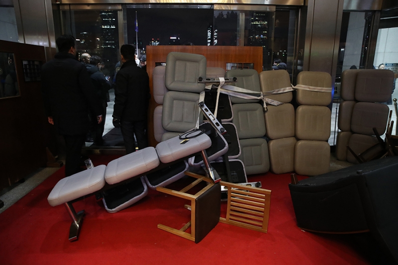 Военное положение в Южной Корее. Фоторепортаж