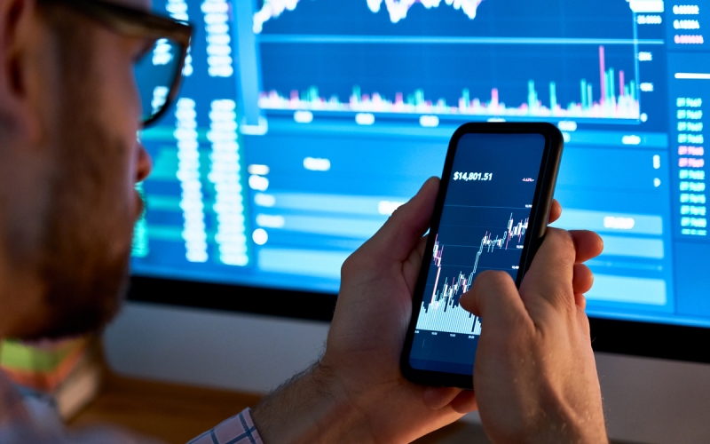 ВТБ передаст иностранные активы клиентов другим брокерам из-за санкций