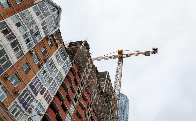 ВТБ вслед за &laquo;Сбером&raquo; ограничит выдачи льготной ипотеки