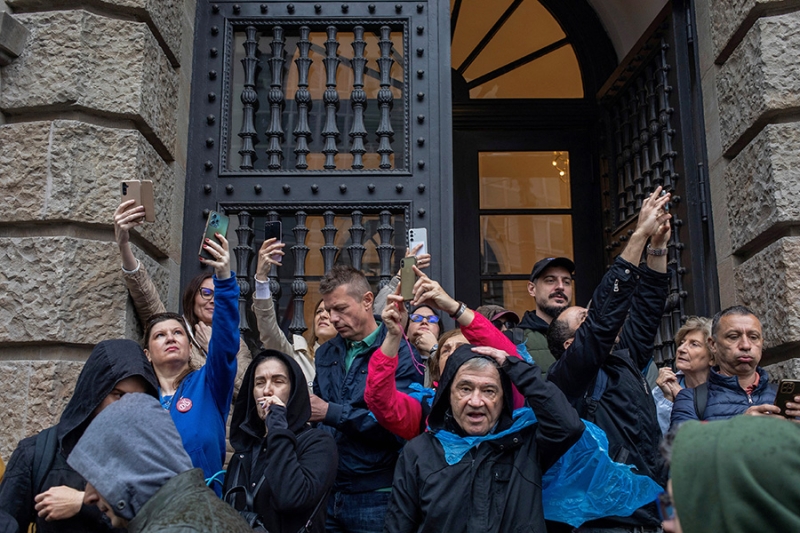 Вучич сообщил о пострадавших и арестованных после протестов в Сербии