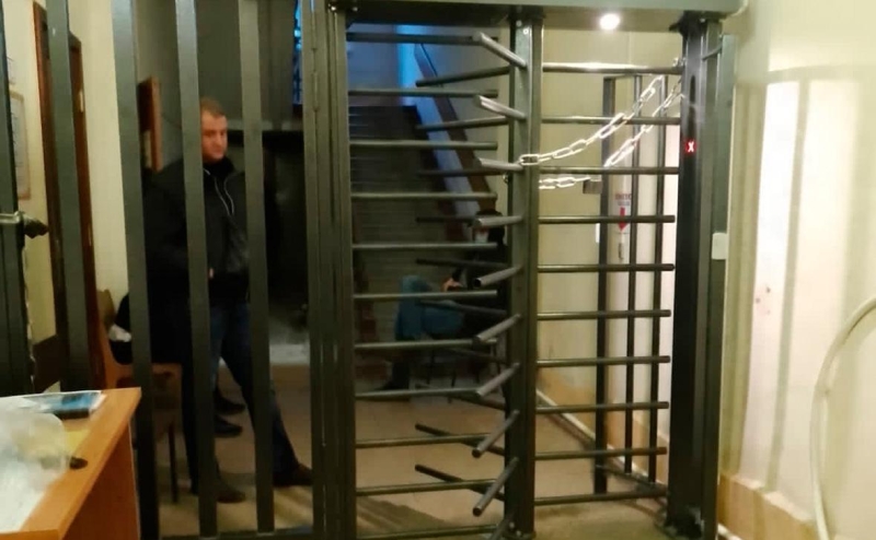 Вышедший из СИЗО экс-мэр захватил администрацию Шлиссельбурга